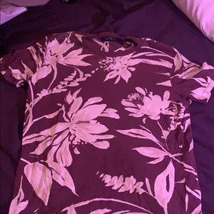 Small Hollister floral print soft tee